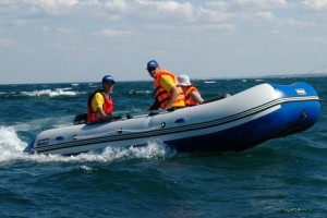 Надувные ПВХ лодки Aqua Storm: особенности, преимущества, модельный ряд в статье 5Шоп